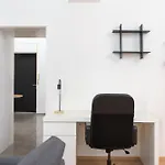 Cozy 1Bd Apartment In Historic Central Vienna Building