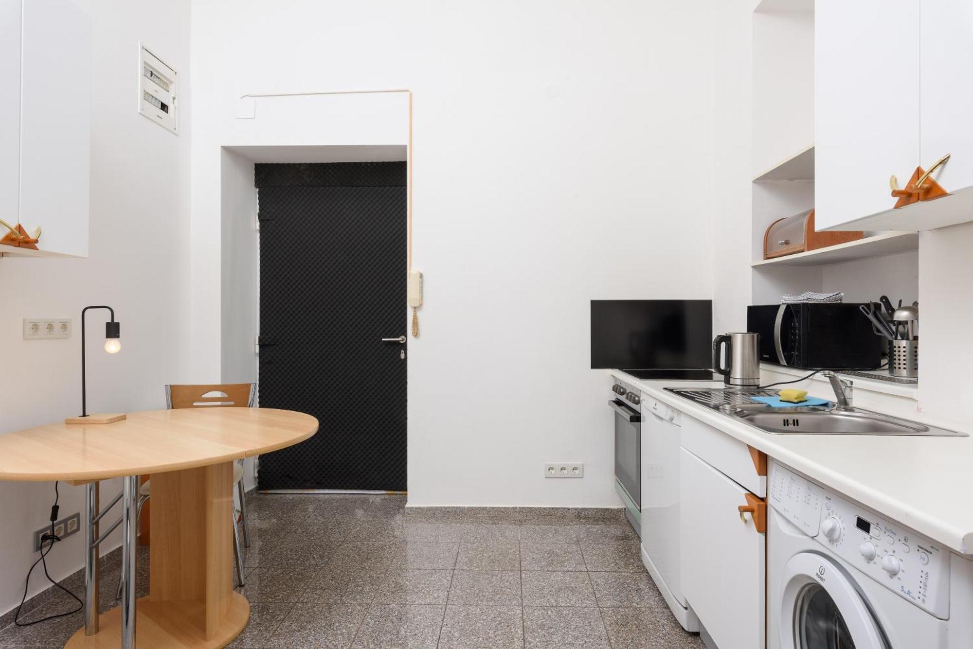 Apartment Cozy 1bd In Historic Building *
